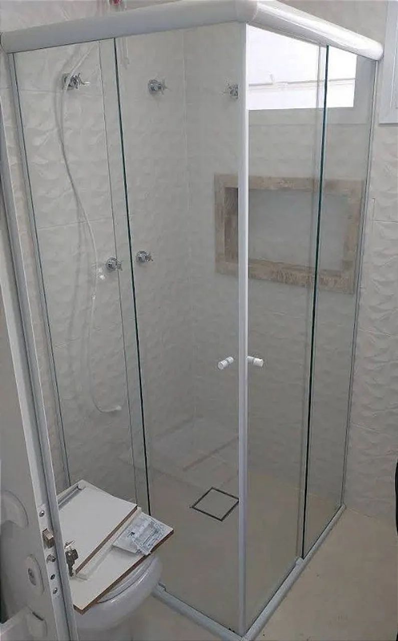 Seu banheiro fica muito mais elegante com box sob medida ? - Foto 5