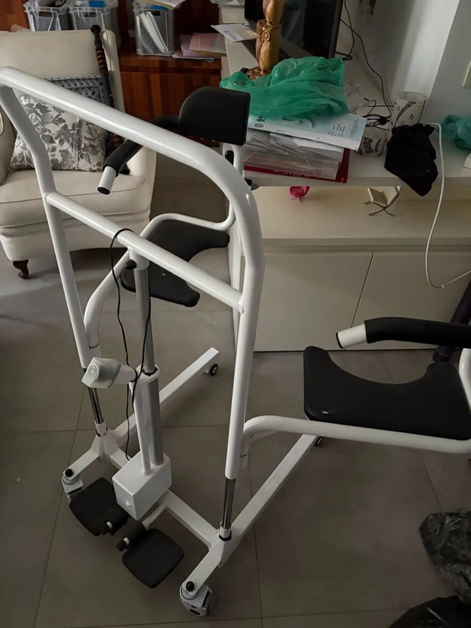 Cadeira Dellamed D80 para Transferência e Elevação - Foto 2