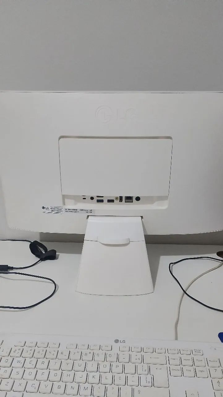 Computador LG All-in-One 22V280-L.BJ31P1 - Foto 3