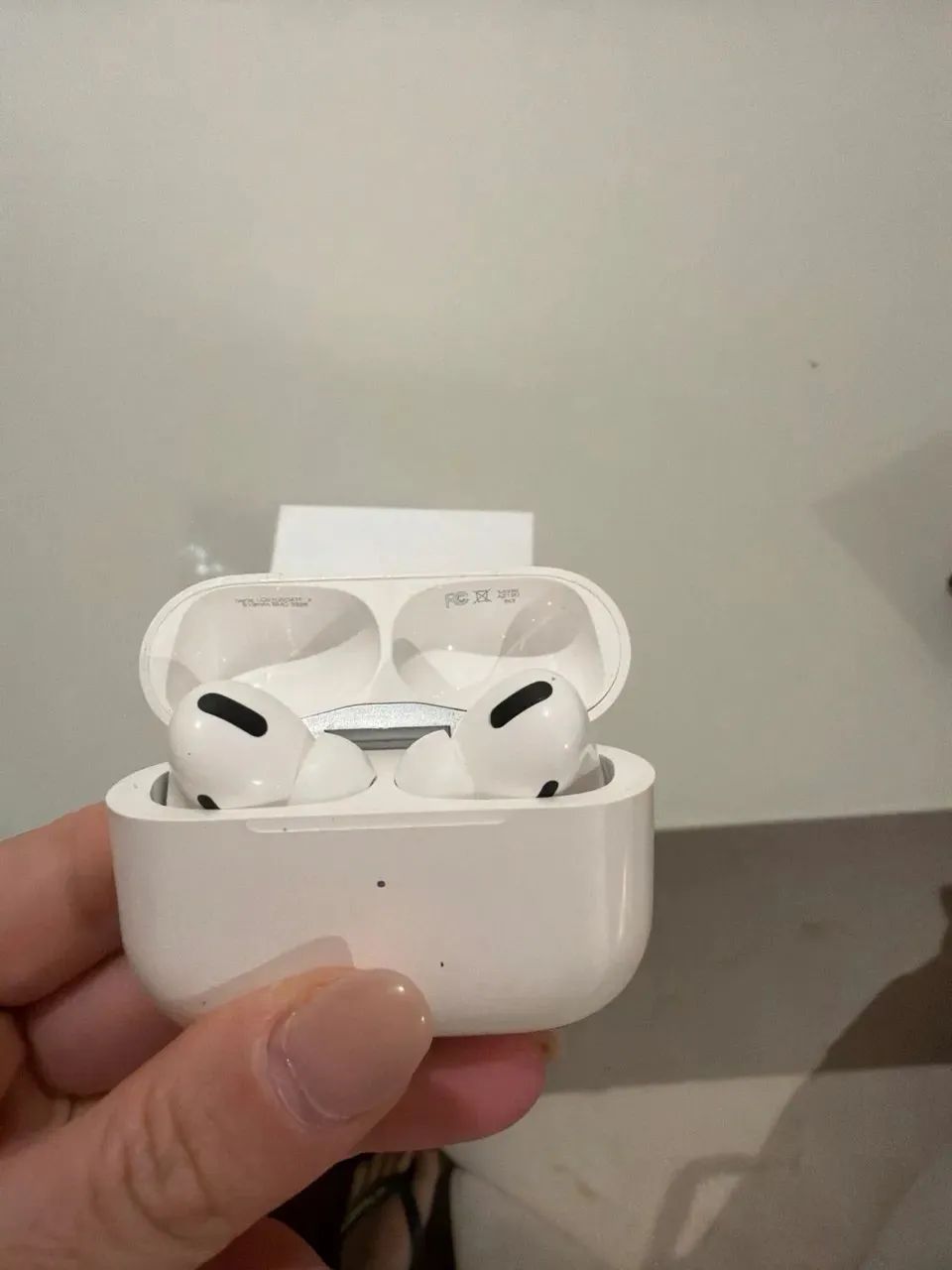 AirPod Pro - Apple