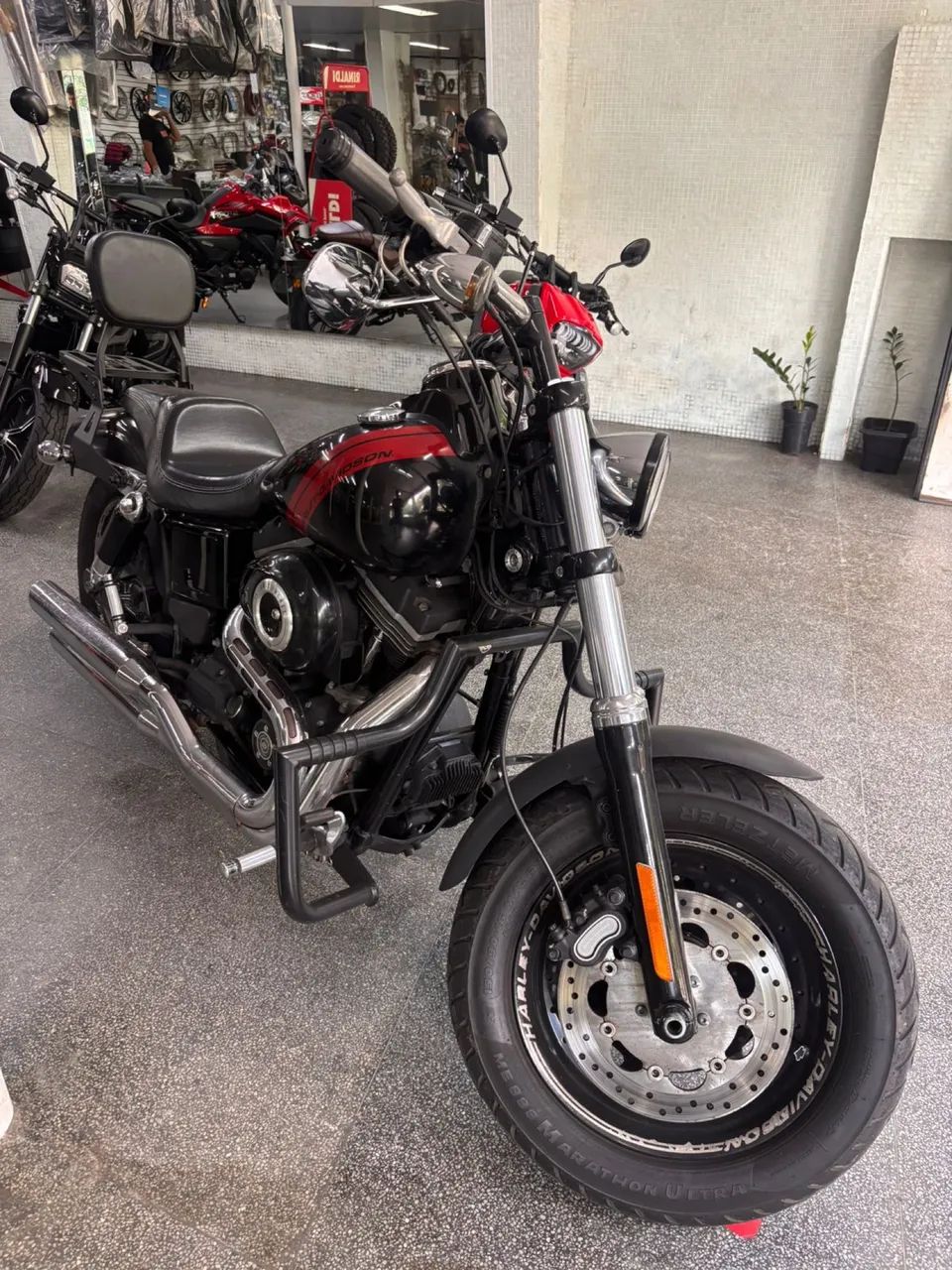 Harley Davidson FatBob - Foto 3