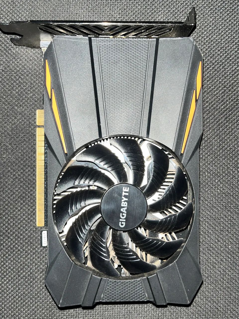 GTX 1050TI 4GB - Foto 2