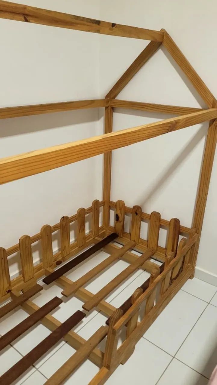 Cama infantil de madeira  - Foto 3