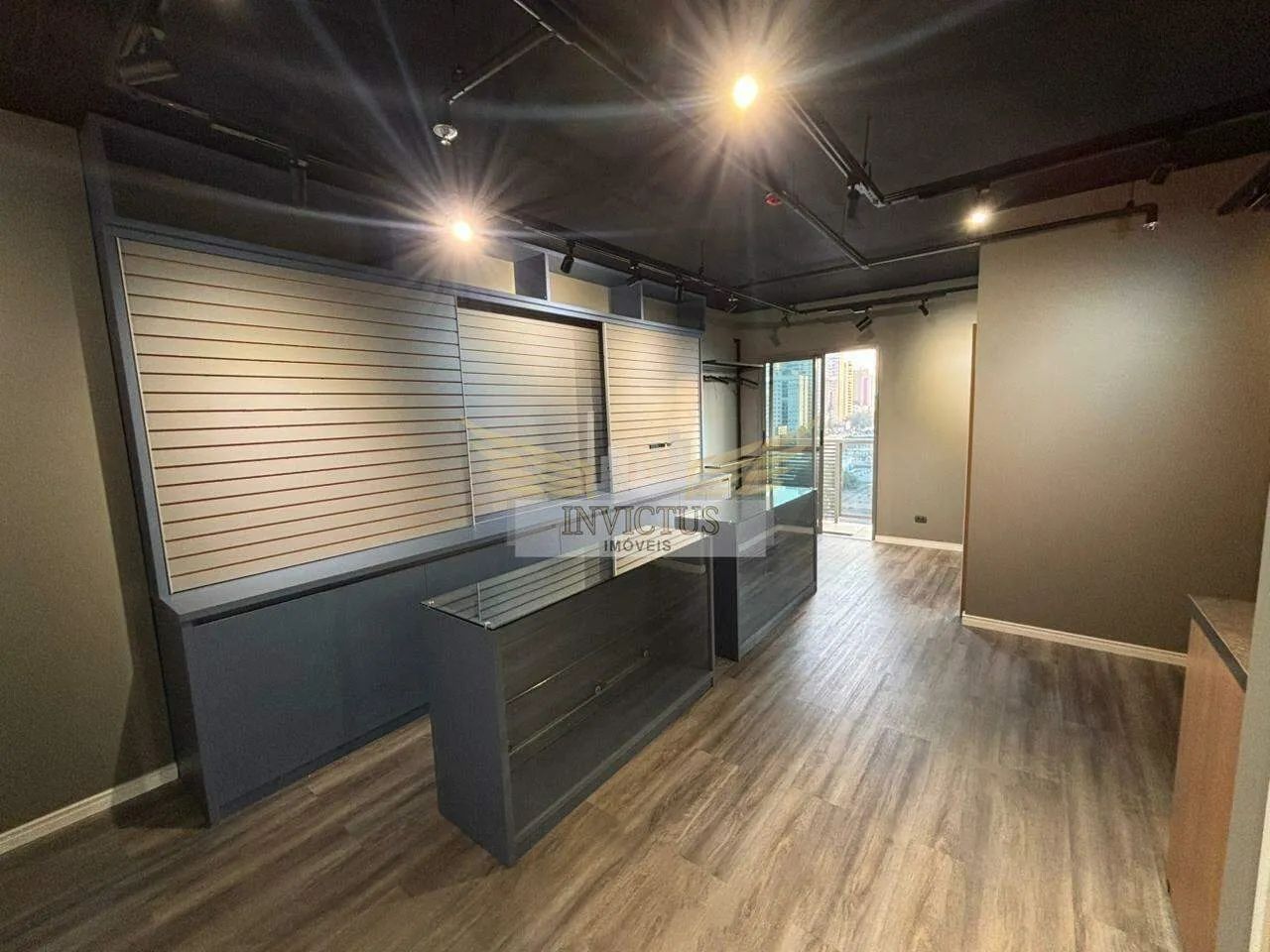 Sala Comercial Mobiliada para Alugar, 38m² - Bairro Jardim, Santo André/SP.