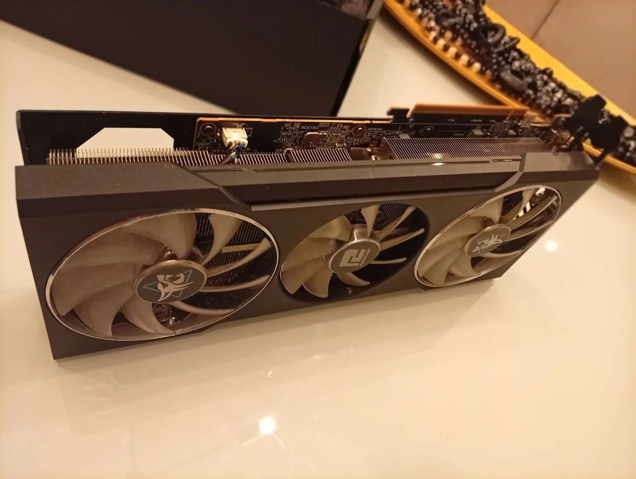 Placa Vídeo GPU Hellhound AMD RADEON RX 6700 XT - Foto 4