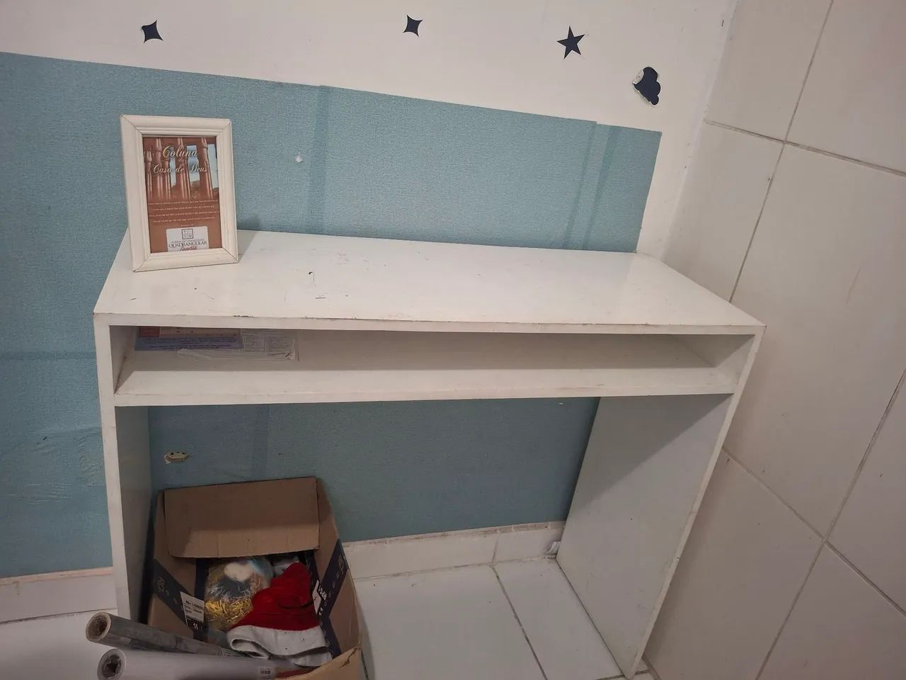 Escrivaninha simples 469173591994552322