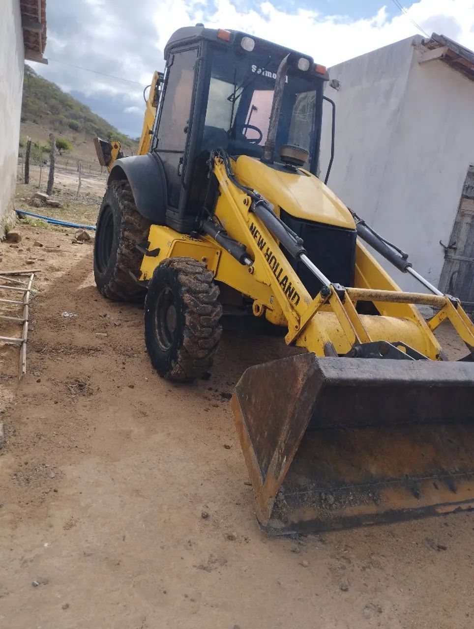 Retroescavadeira  - Foto 3