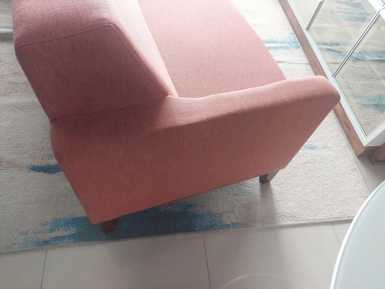 Sofa 3 lugares em linho pouco tempo de comprado   - Foto 3