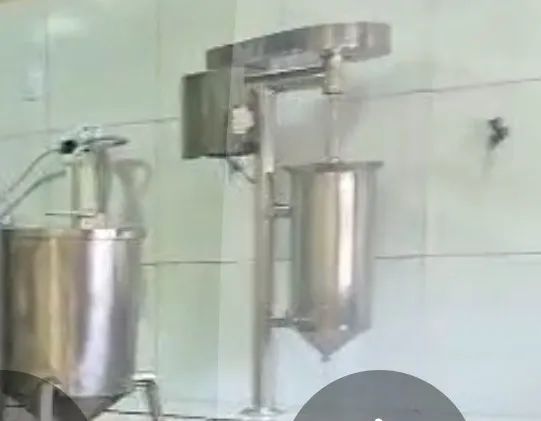 MÁQUINA DE AÇAÍ  TAMBOR DE 25
