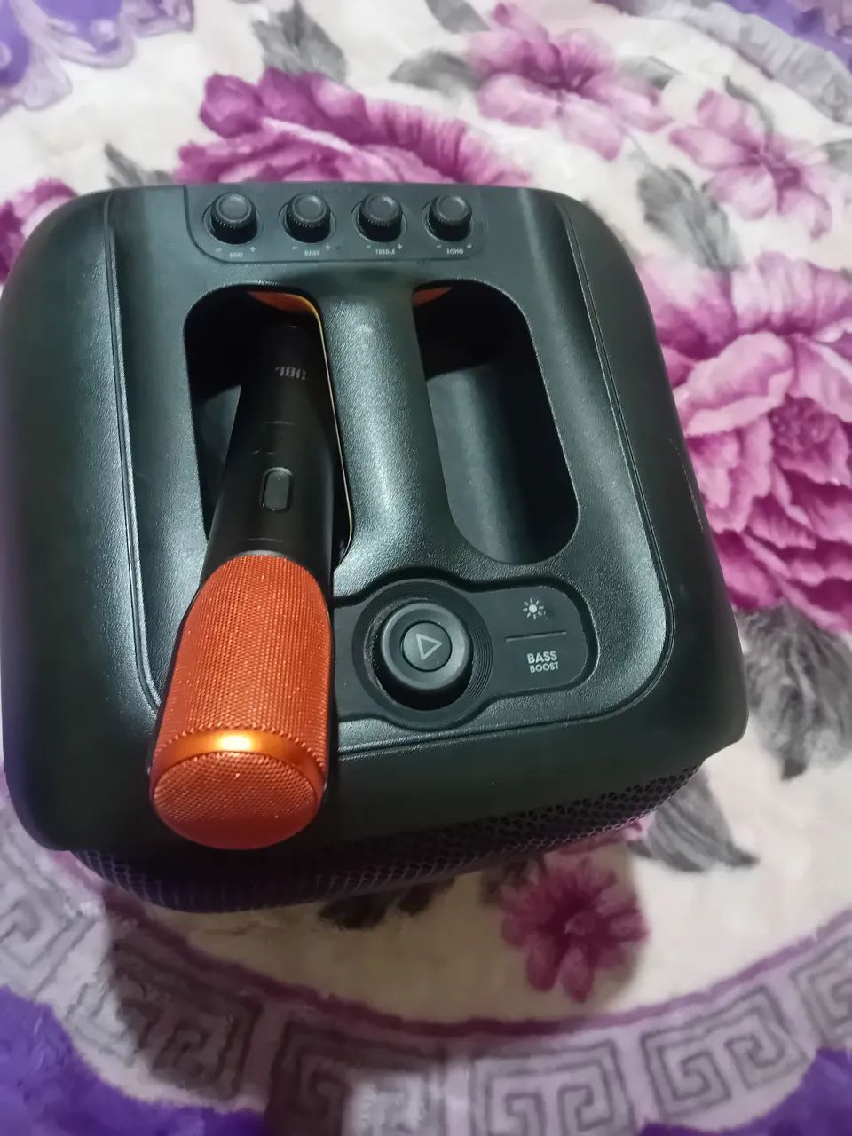 Jbl encore 2 com 1 microfone 