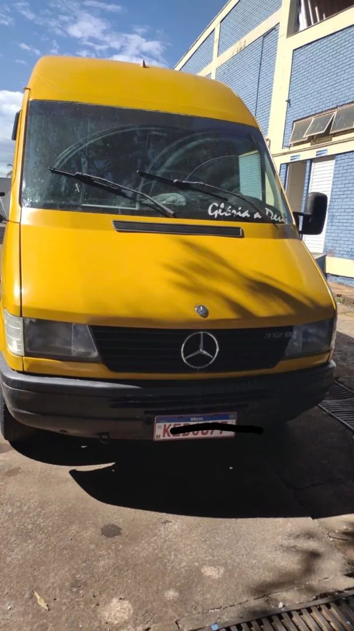 Mercedes-Benz Sprinter 2000