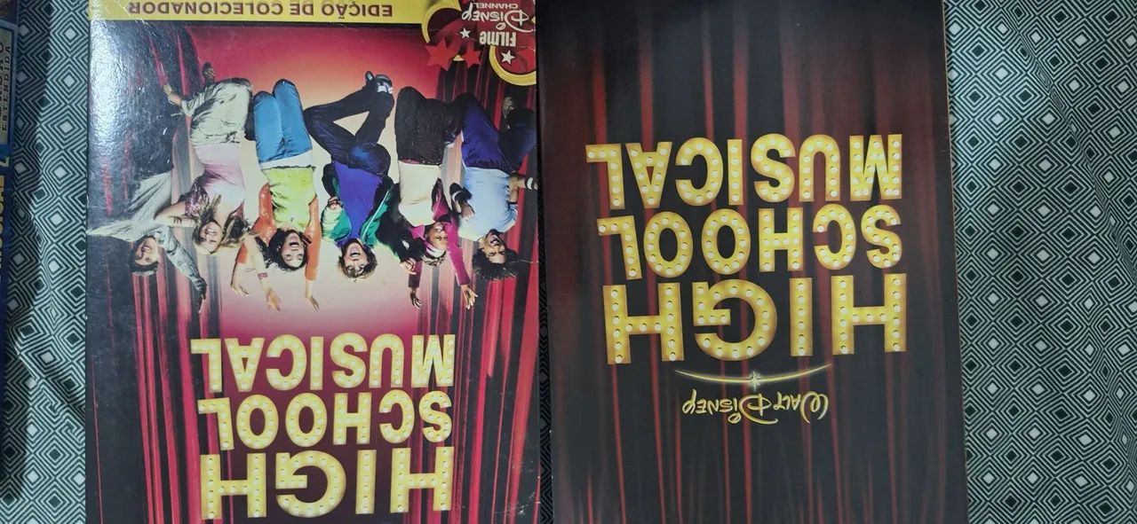 DVDS High School Musical 1/2 Versão Deluxe e Show  - Foto 2