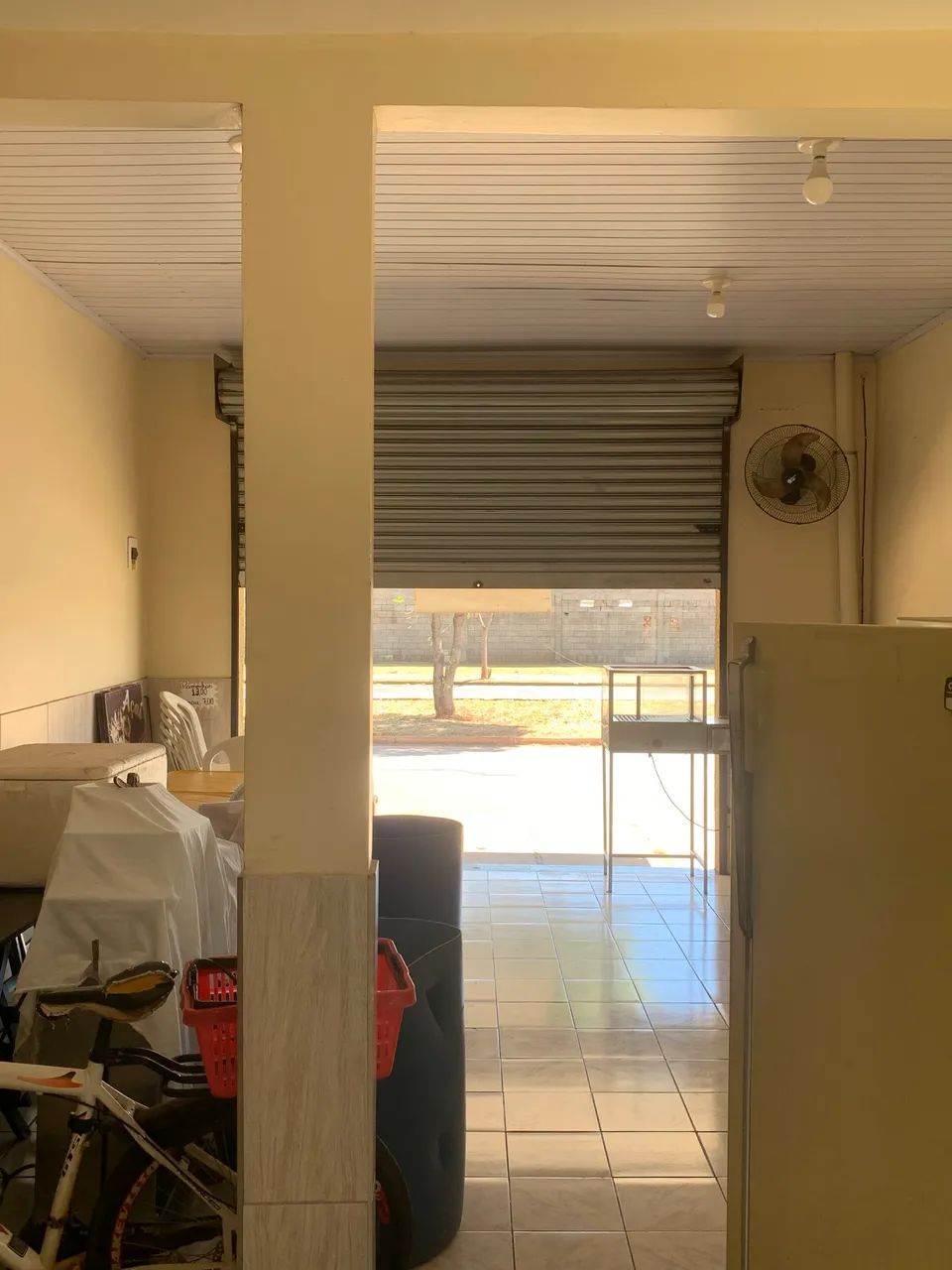 ALUGA - se SALA COMERCIAL COM BANHEIRO  - Foto 2