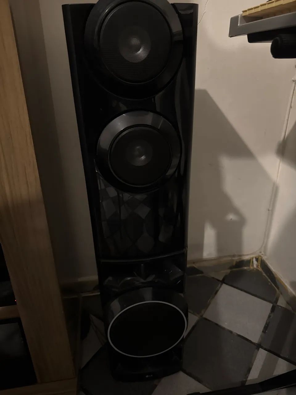 Equipamento de Som LG muito potente compatível com cd e bluetooth  - Foto 2