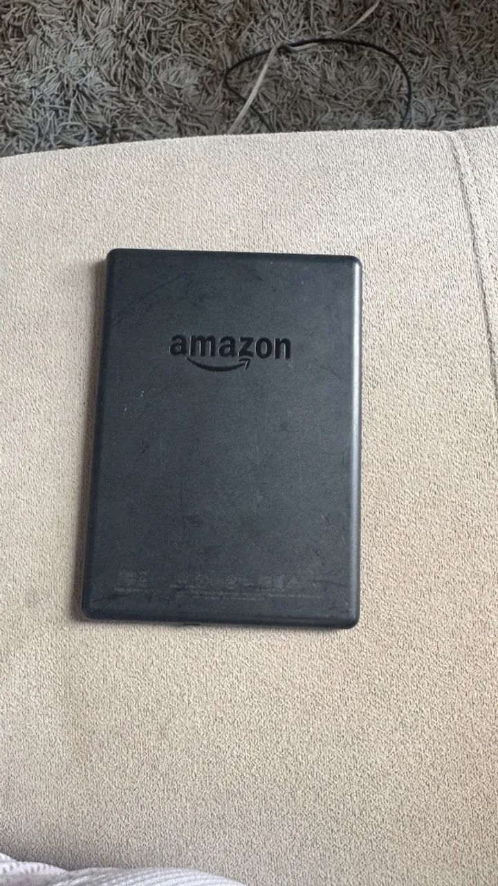 Kindle 8ª geração em ótimo estado + cabo - Foto 2