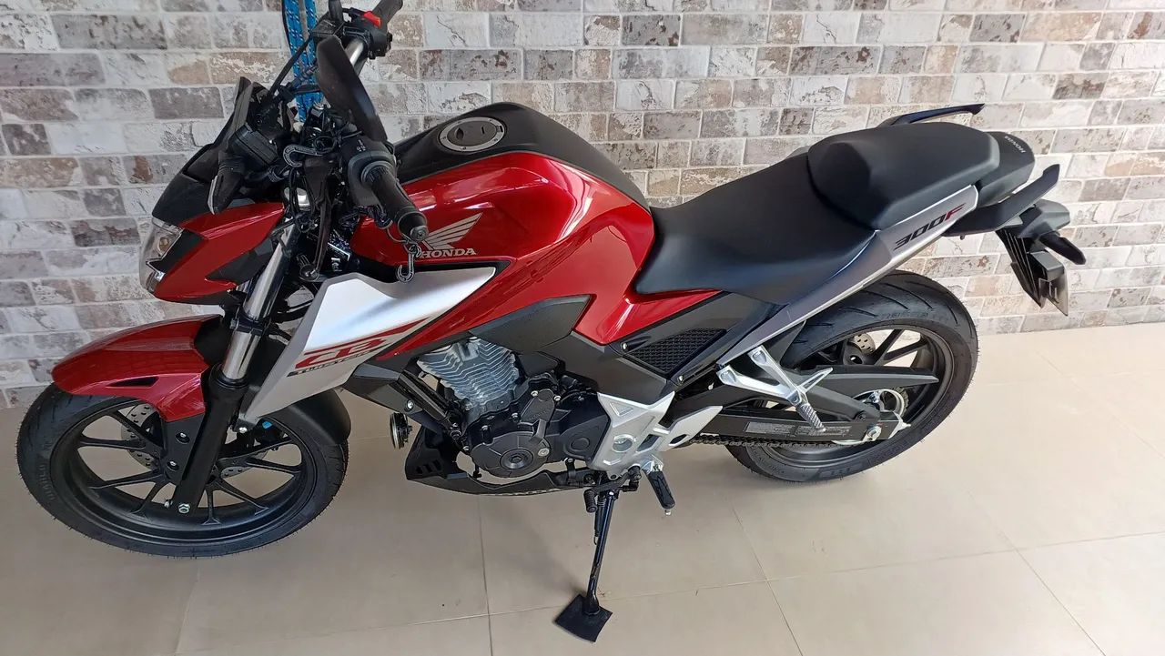 HONDA CB 300F ZERO com 60 km - Foto 5