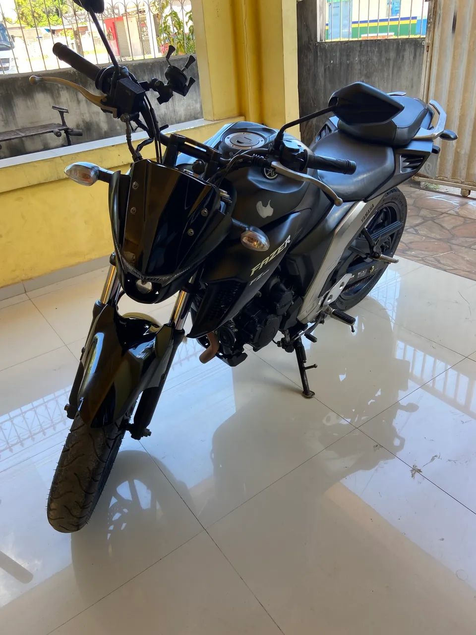 Fz25    16 Mil - Foto 2