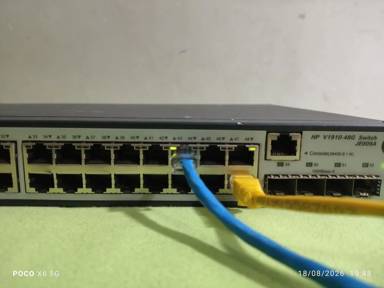 Switch HP V1910-48G - Foto 2
