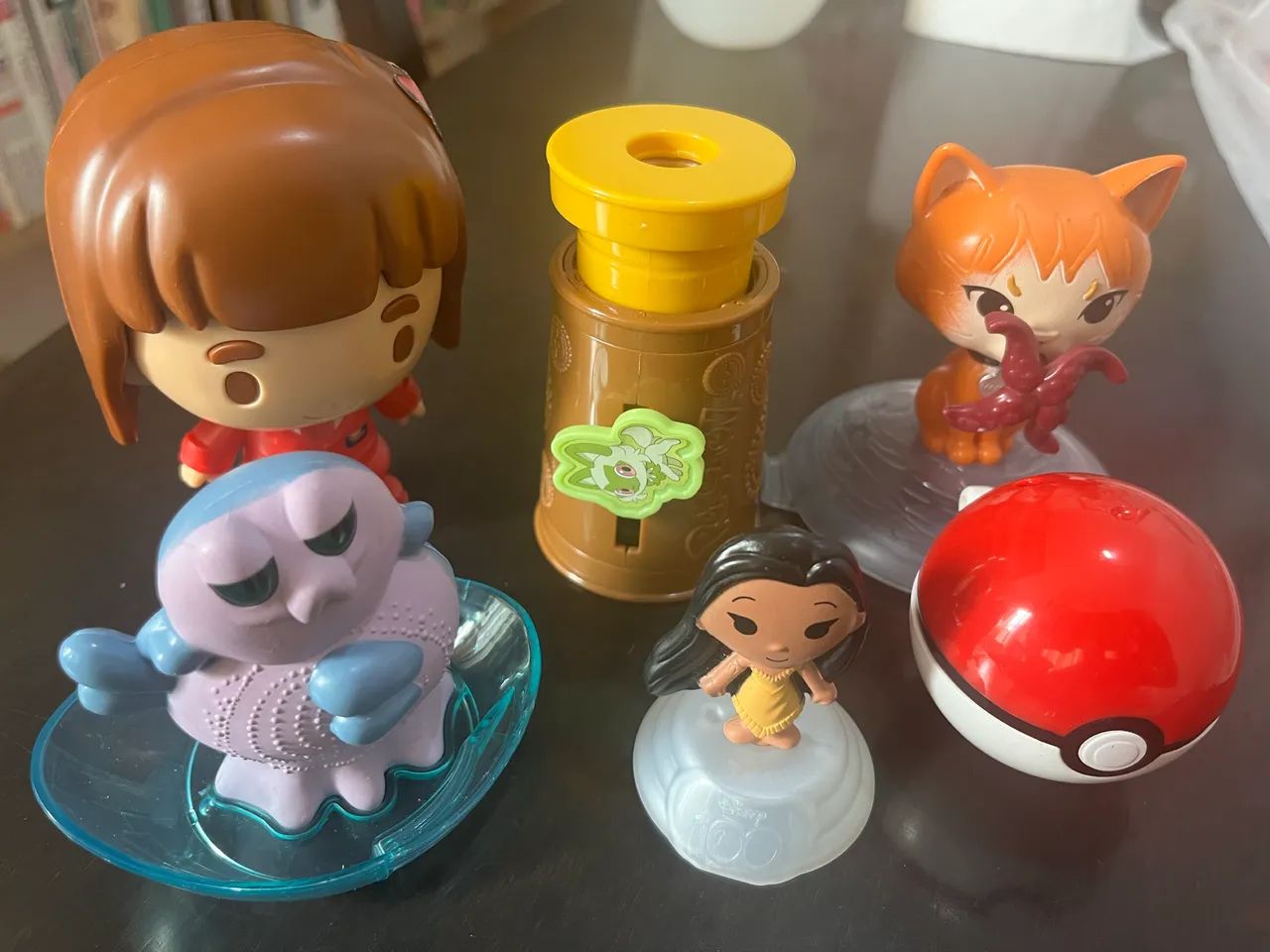 6 brinquedos 