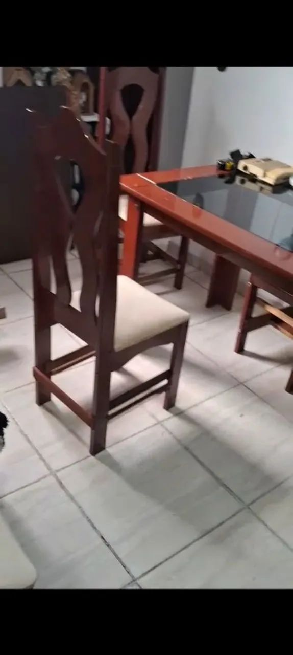 Mesa de sala com 6 cadeiras - Foto 3