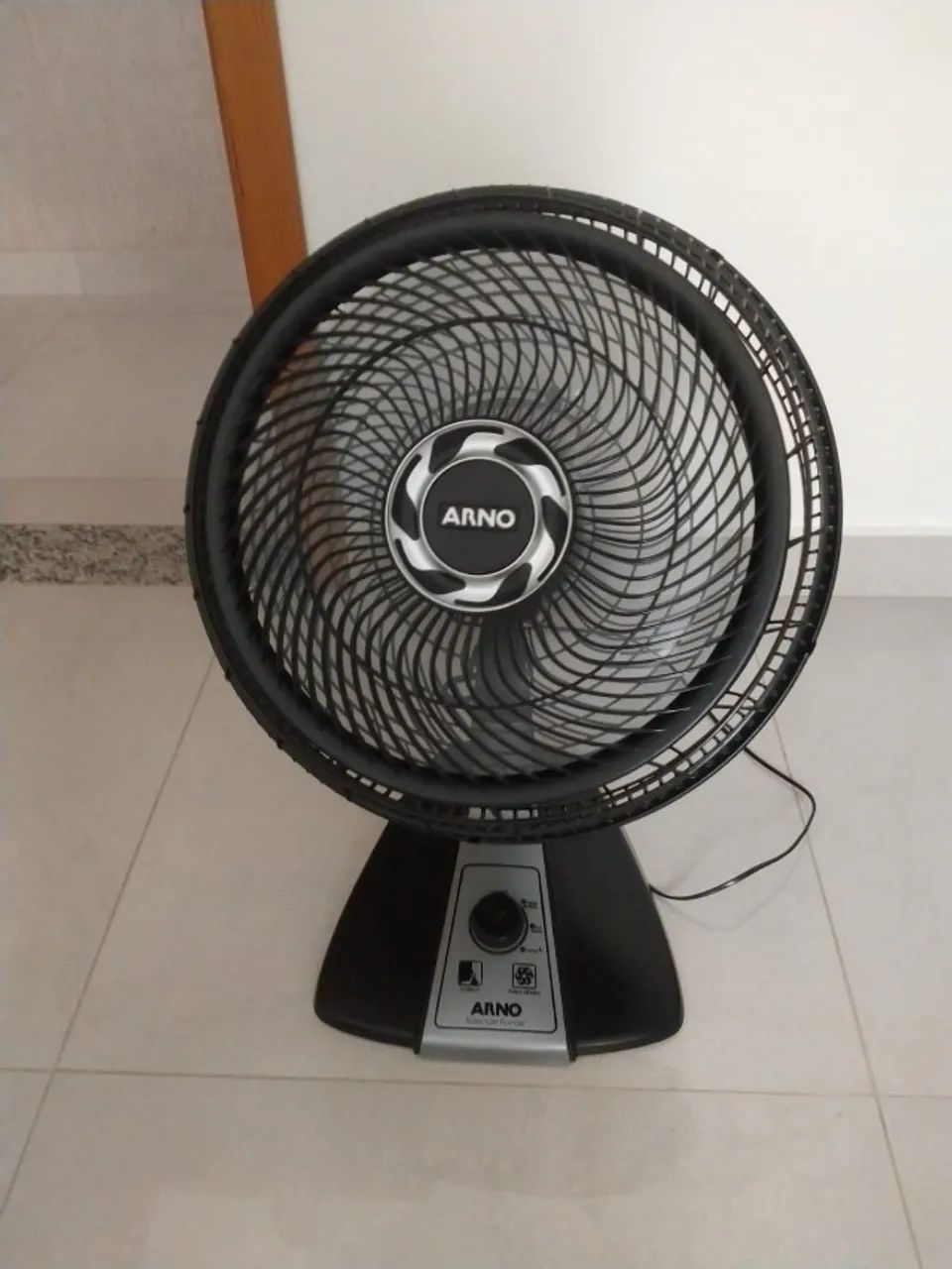 Ventilador de mesa Arno Silence Force diam 50