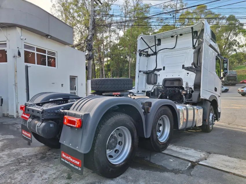 Mercedes Benz Actros 2651 6x4 2022/2022 Selectrucks - Foto 6