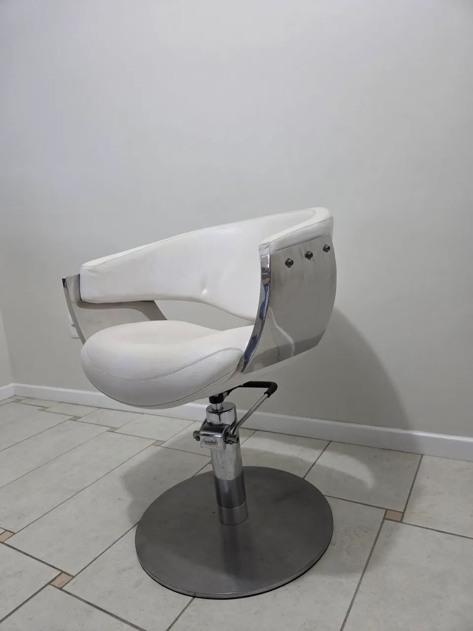 Cadeira ajustável de salão de beleza