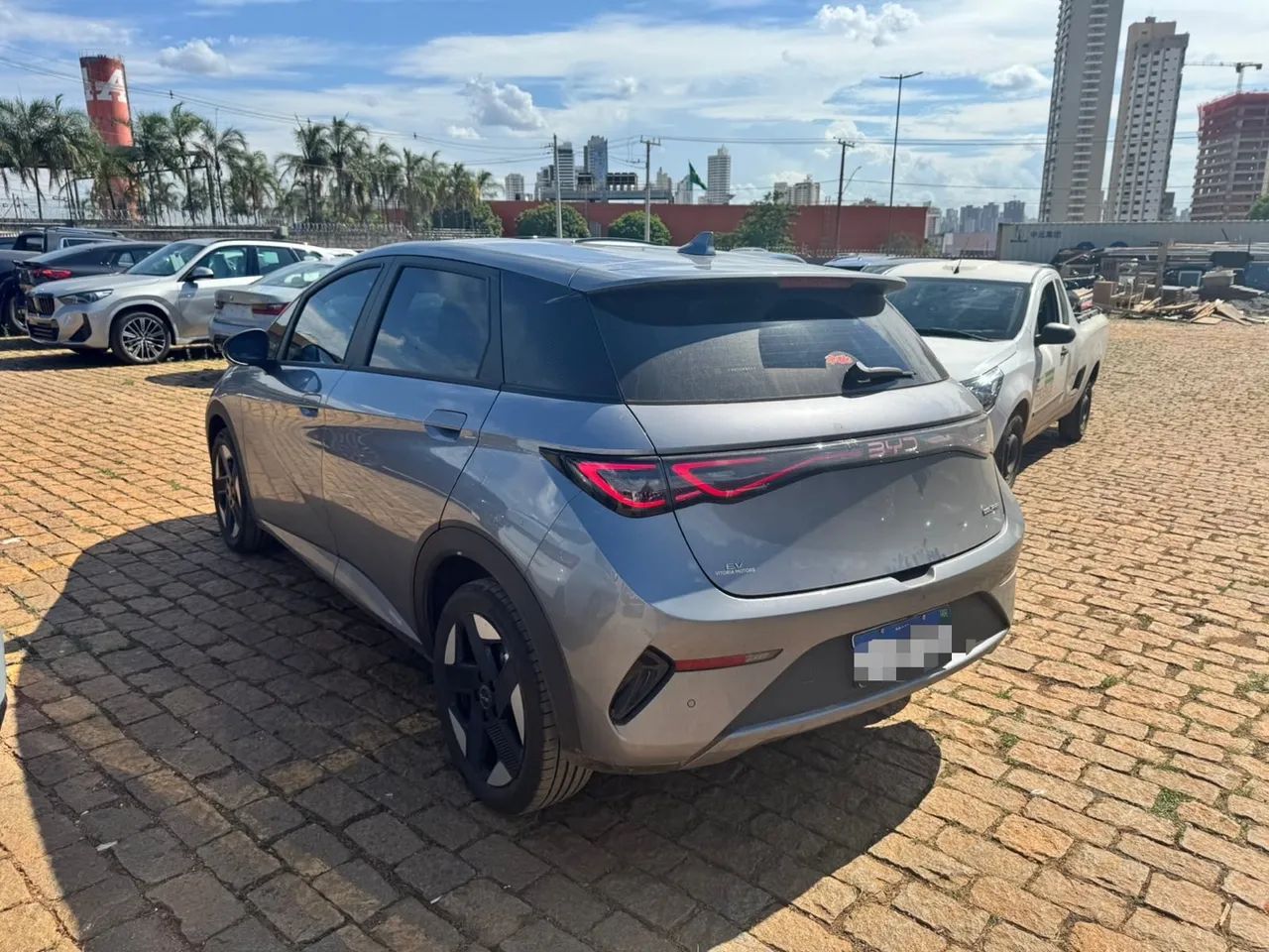 BYD Dolphin SE 2027 - Foto 2
