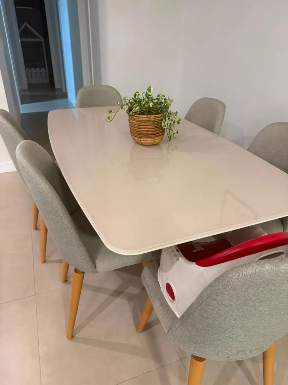 Conjunto Mesa e 6cadeiras Bennett New Drop - Bege