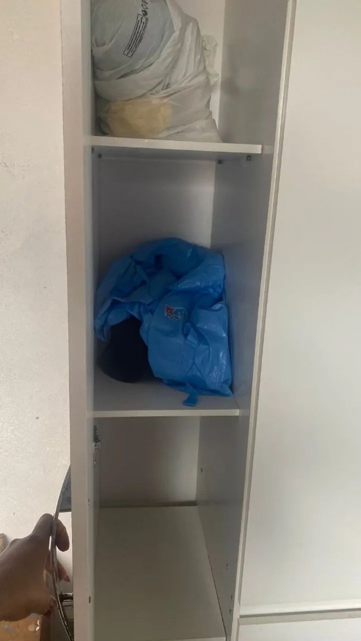 Berço e guarda roupas semi novos  - Foto 3