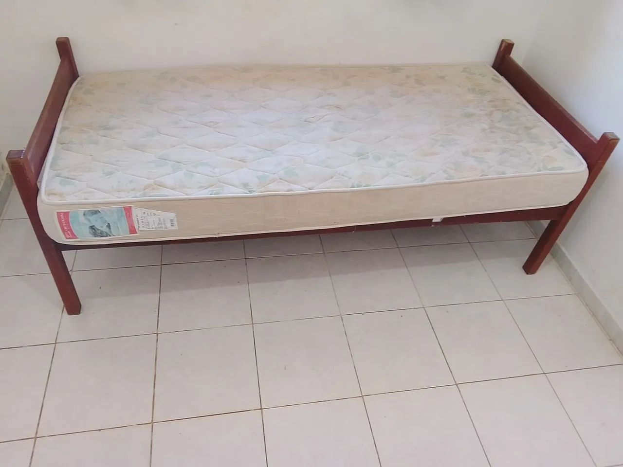 Cama solteiro completa com colchão  - Foto 4