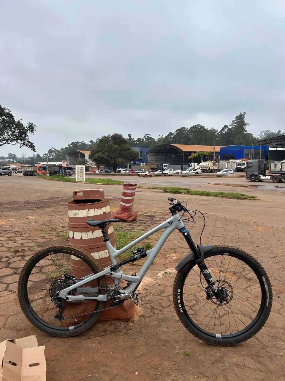 Bicicleta enduro yt capra - Foto 5