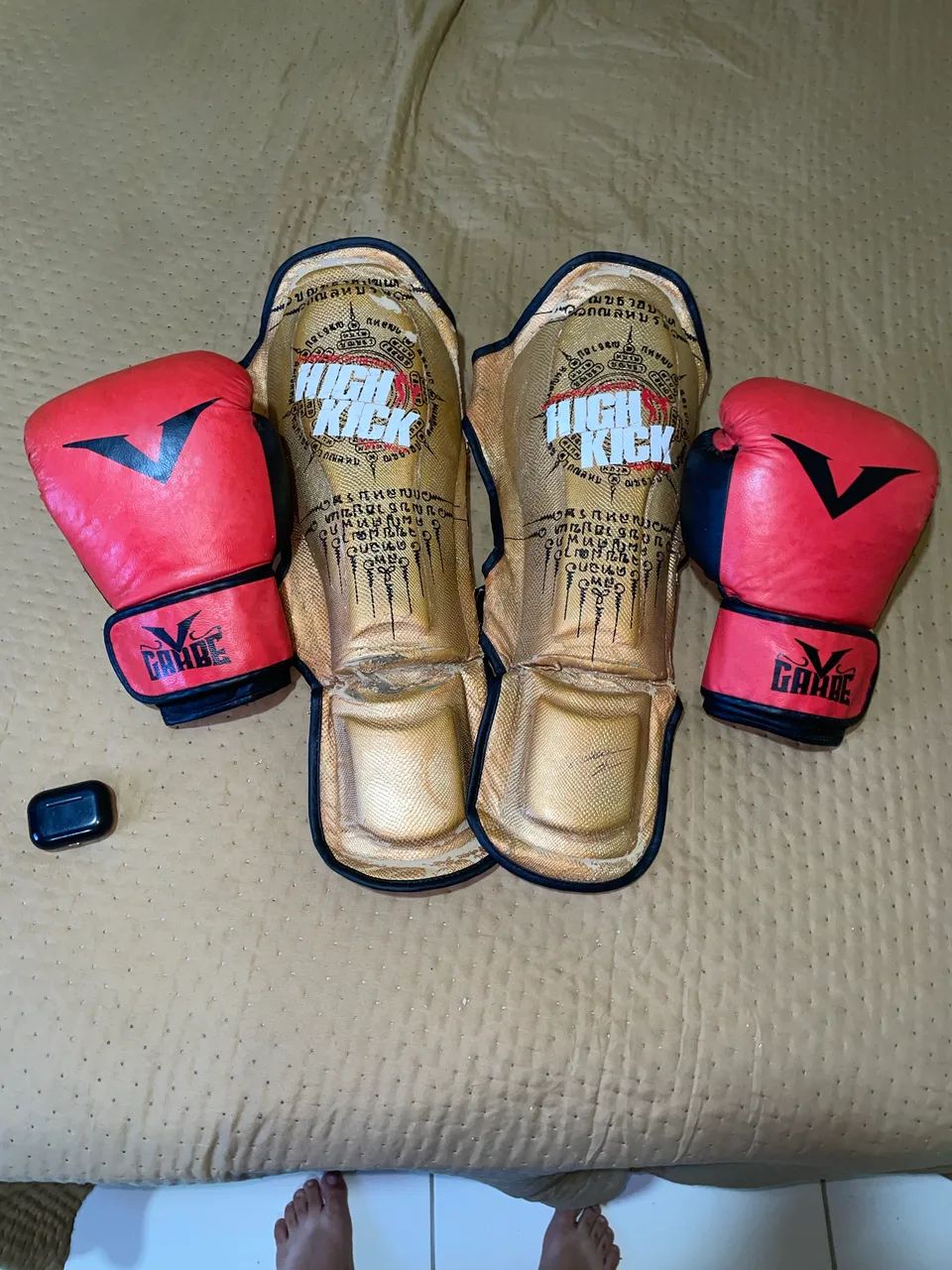 Kit de luva e caneleira de Muay Thai - Foto 3
