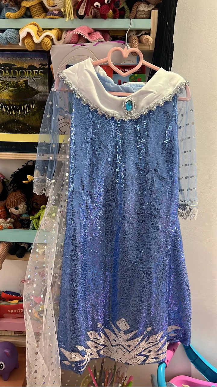 3 children's items