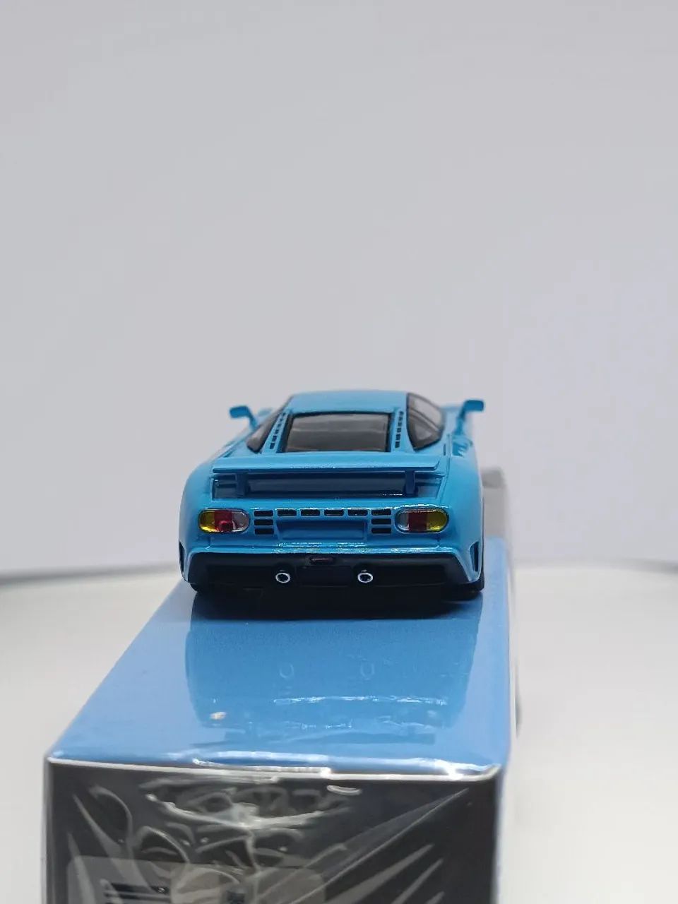 Mini GT >644 Bugatti EB110  - Foto 3