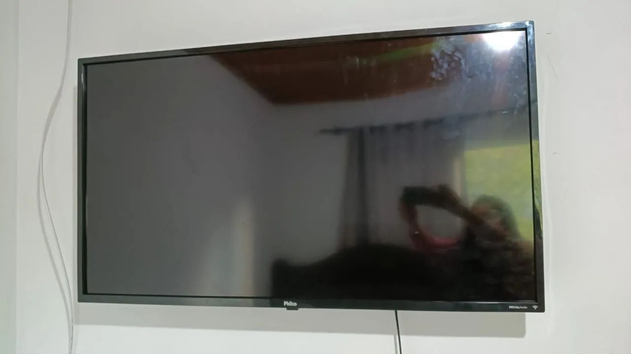 Tv para retirada de peças  42 polegadas - Foto 2