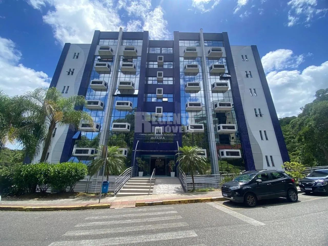 Ótima sala comercial para locação no Parque Tecnópolis!