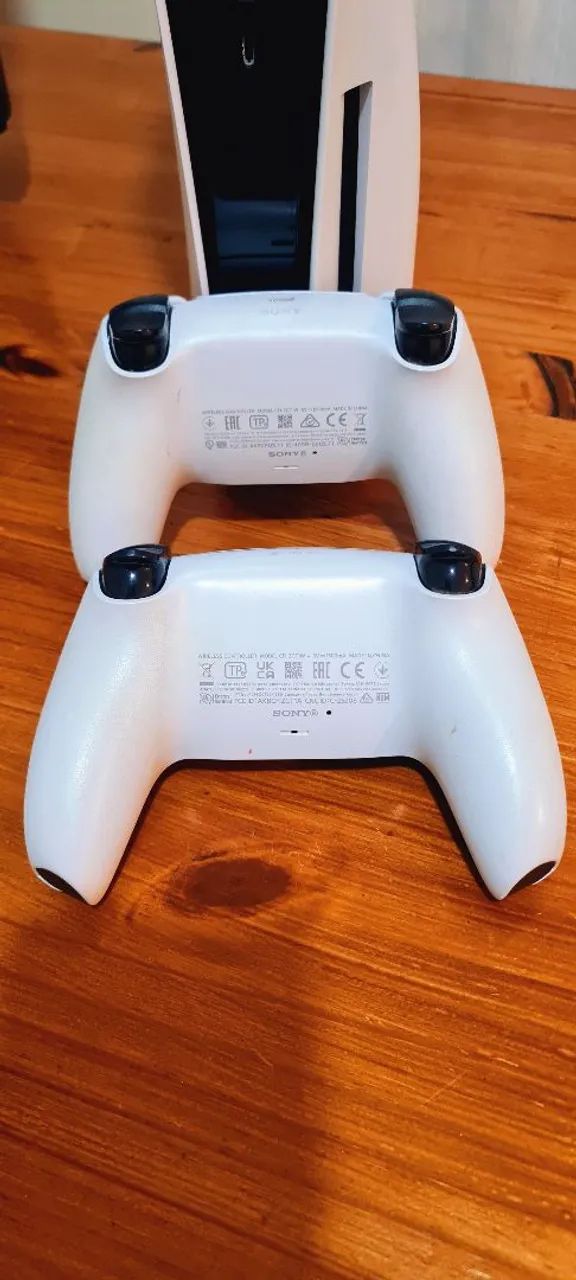 ? PlayStation 5 com leitor de disco - Excelente estado! - Foto 5