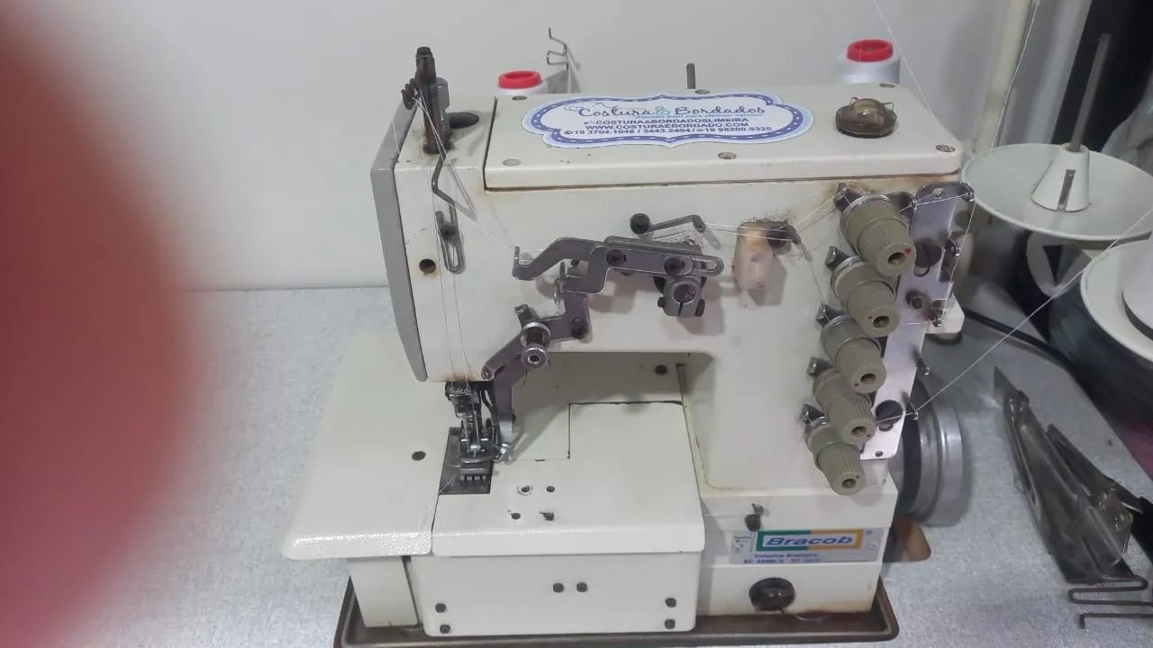 Máquina de costura Galoneira 