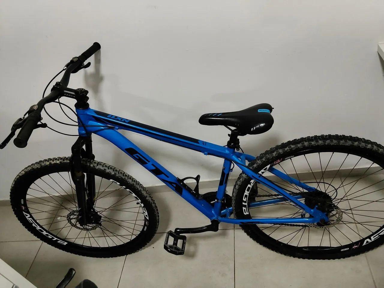 Bike semi nova