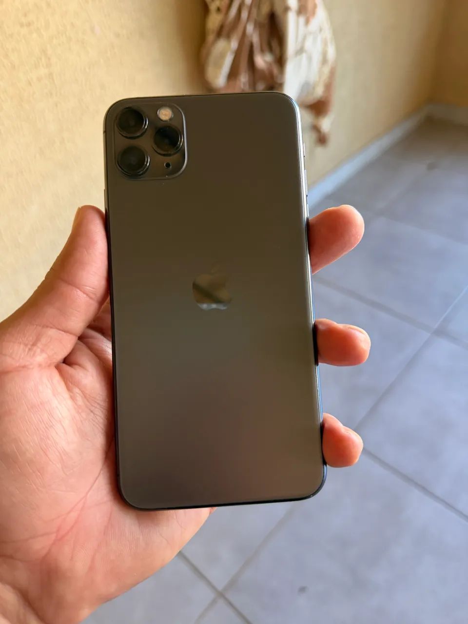 iPhone 11 PRO MAX 256 GB todo original R$1.350 - Foto 3