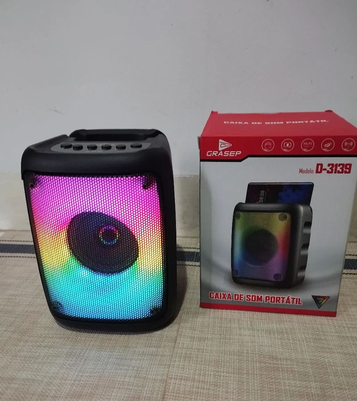 Caixa De Som Bluetooth com LED RGB 3139 10w<br> 