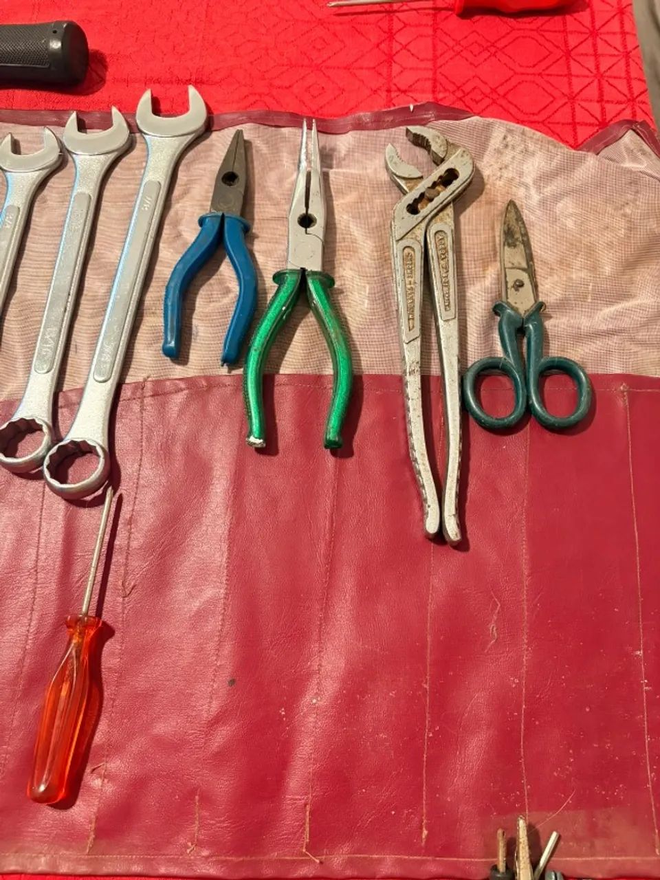 Caixa e conjunto de ferramentas - Foto 3