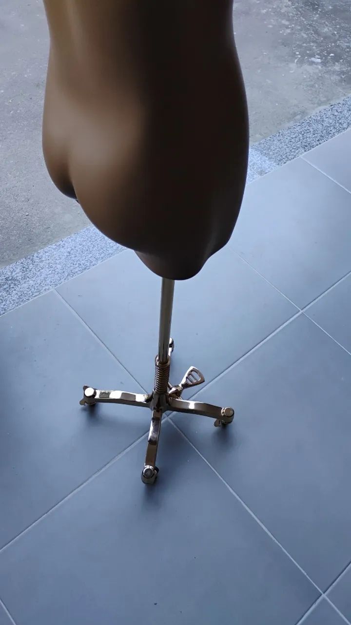Manequim em perfeito estado - Foto 5