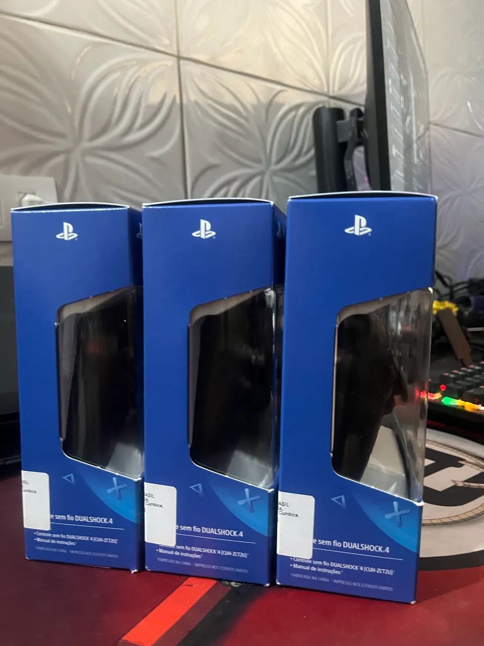 Controle Sem Fio DualShock 4 para PS4 e PC - Bluetooth com Touchpad [Lacrado] - Foto 5