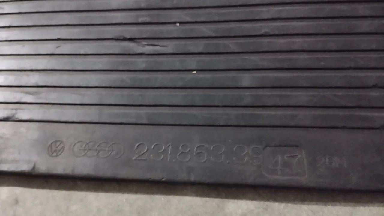 Tapete original Kombi Clipper usado - Foto 4
