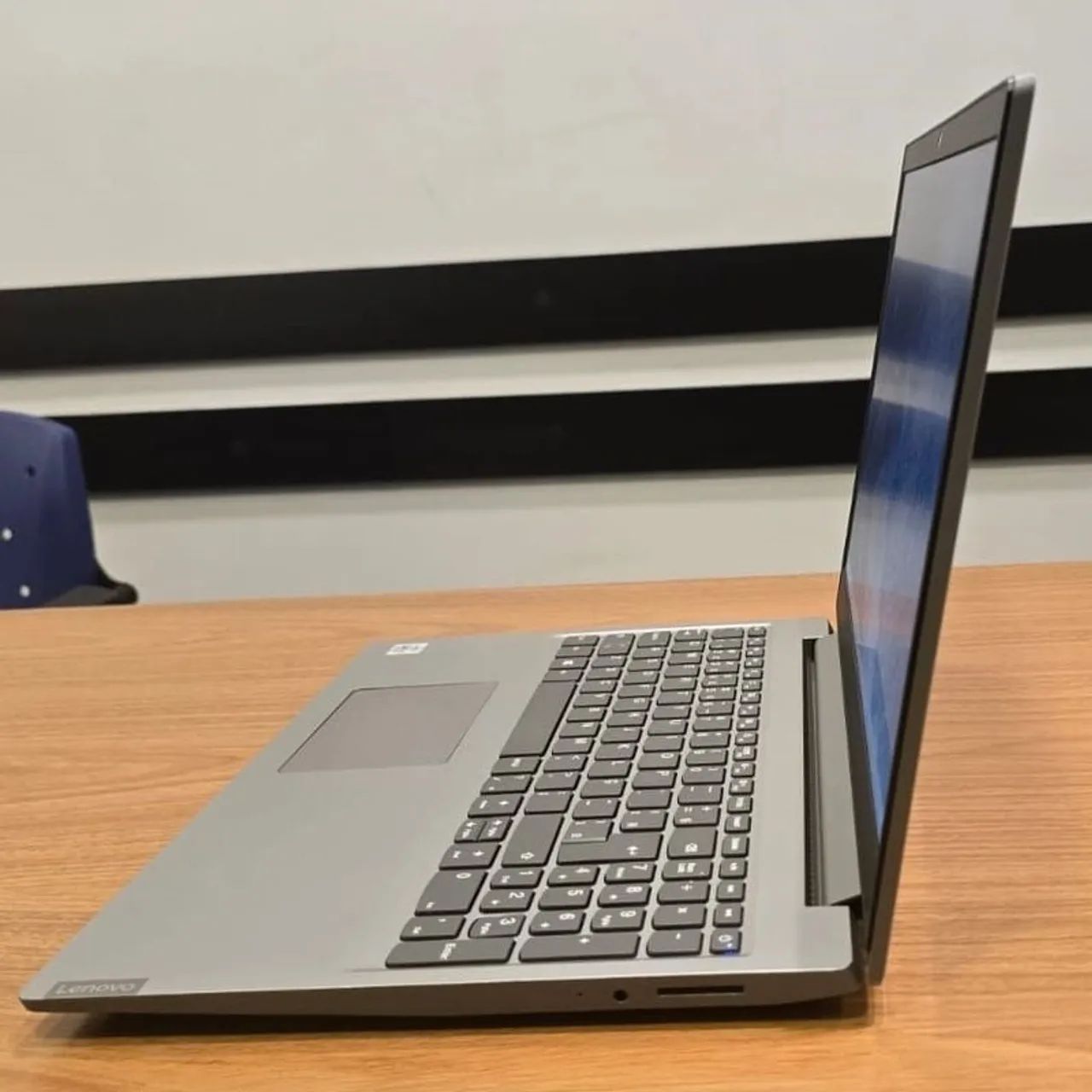 Notebook Lenovo i3 8Gb SSD 256 garantia 120 dias perfeito pra