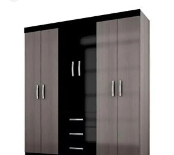 Guarda roupa grande de casal 