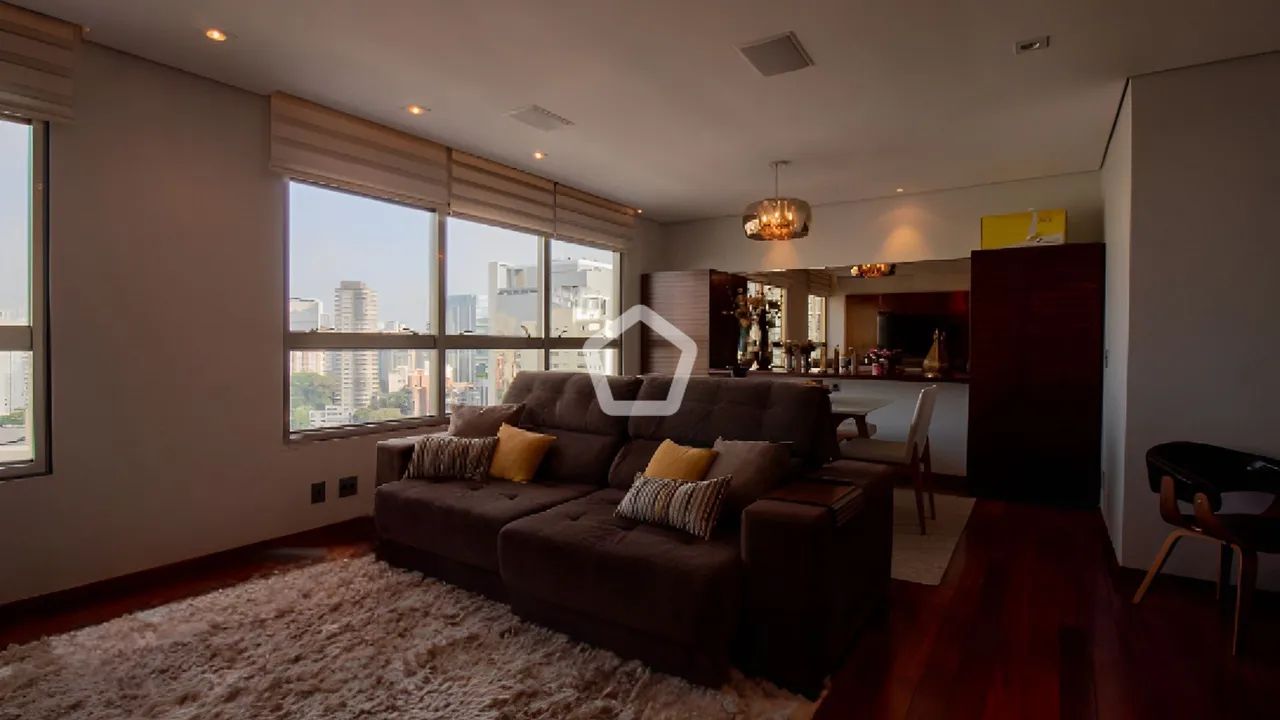 Apartamento em Itaim Bibi