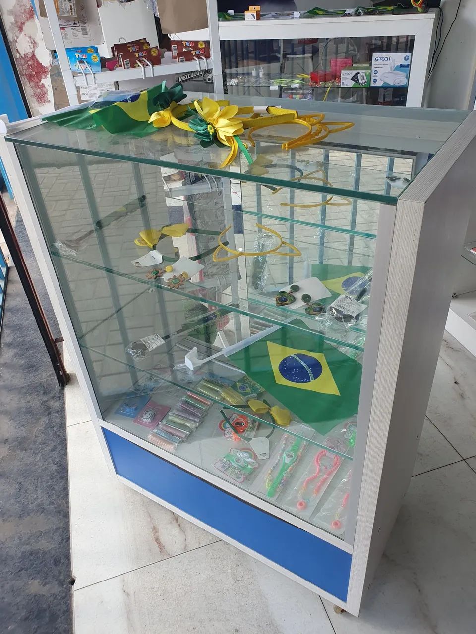 VENDO mobiliário FARMÁCIA completo! - Foto 2